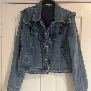 Denim jacket with ruffle detail! 💙